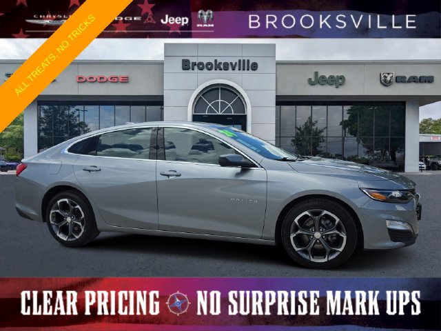Used 2024 Chevrolet Malibu LT FWD image 1