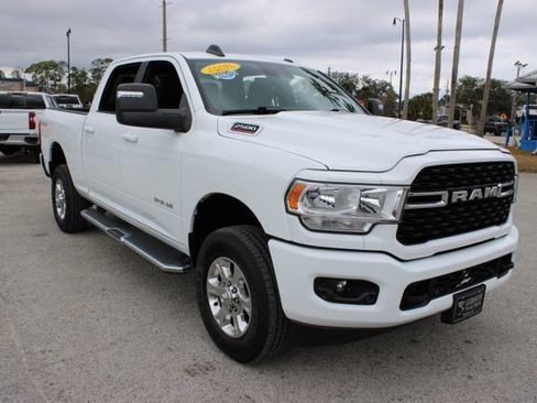 Used 2024 RAM 2500 Big Horn w/ Safety Group image 15