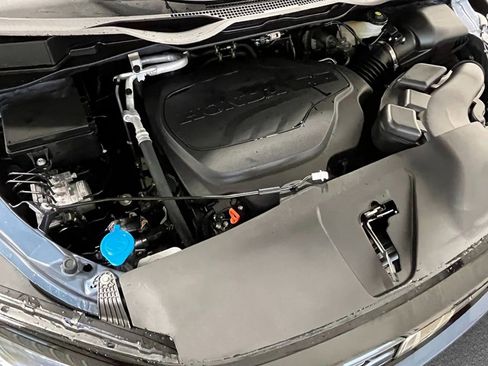 New 2026 Honda Odyssey Touring image 12