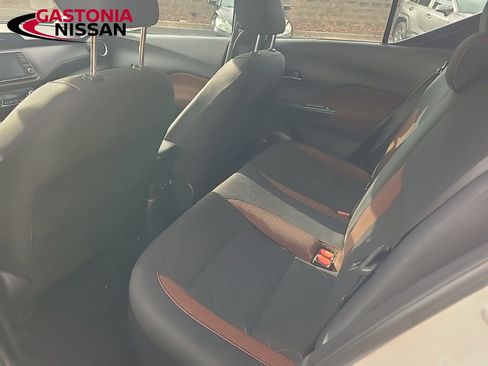 Used 2019 Nissan Kicks SR w/ Interior Electronics Package image 29
