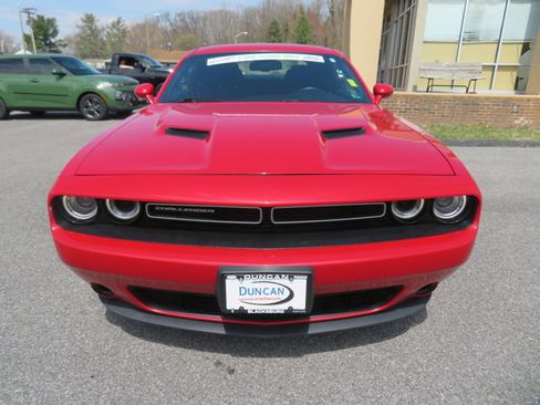 Used 2015 Dodge Challenger SXT w/ Super Sport Group (SS/T) image 9