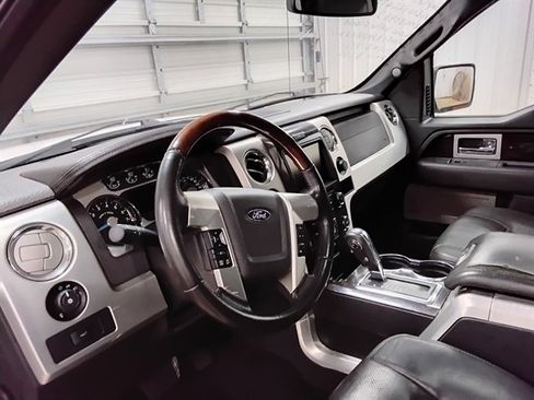 Used 2013 Ford F150 Platinum image 11