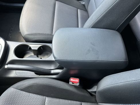 Used 2024 Kia Soul LX w/ Option Group 015 FWD image 21