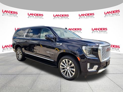 Used 2021 GMC Yukon XL Denali image 1