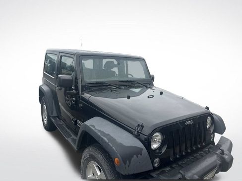 Used 2017 Jeep Wrangler Sport w/ Quick Order Package 24S AWD/4WD image 4
