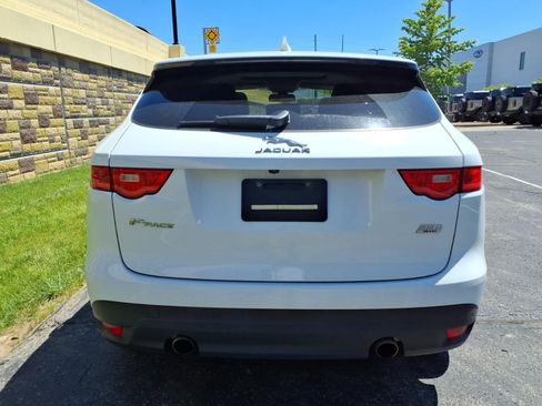 Used 2017 Jaguar F-PACE Premium AWD/4WD image 9