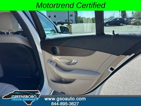 Used 2020 Mercedes-Benz C 300 4MATIC Sedan image 20