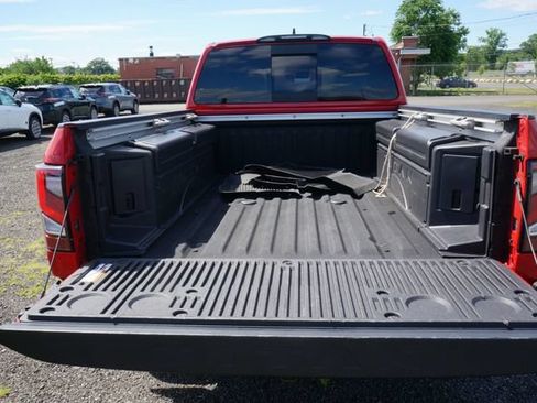 Used 2024 Nissan Titan PRO-4X w/ Pro-4x Convenience Package AWD/4WD image 44