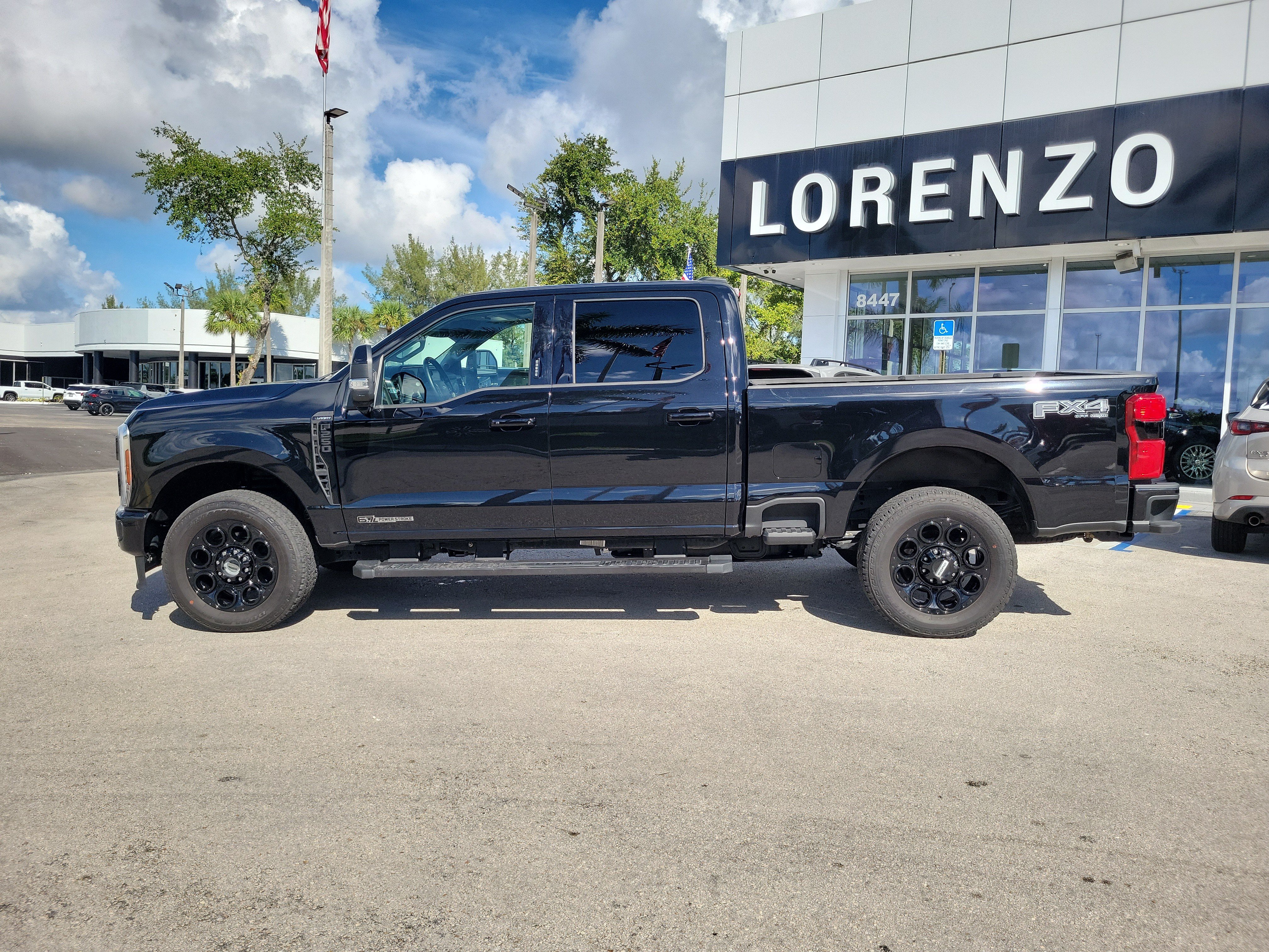 Used 2024 Ford F250 Lariat w/ Lariat Ultimate Package AWD/4WD image 8