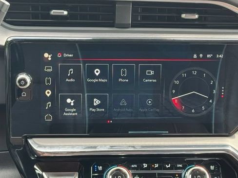 Used 2024 GMC Sierra 2500 Denali Ultimate w/ Max Trailering Package AWD/4WD image 15