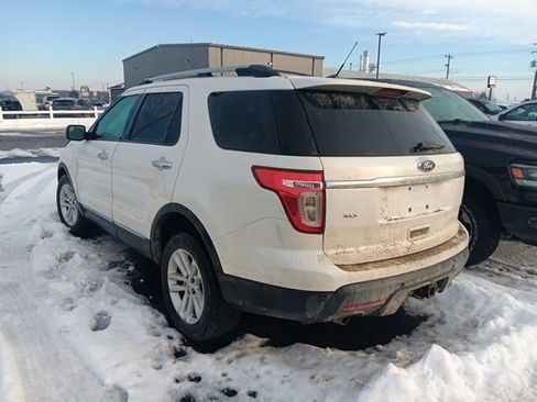 Used 2013 Ford Explorer XLT w/ Class III Trailer Tow Pkg image 5