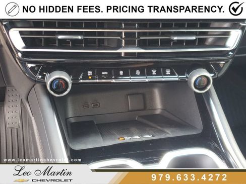 New 2026 Chevrolet Traverse LT w/ Driver Confidence Package FWD image 25