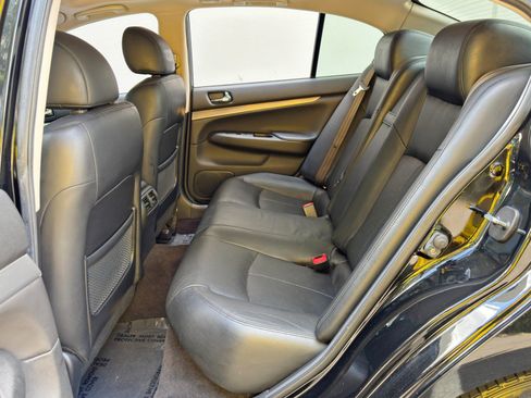 Used 2011 INFINITI G37 Journey w/ Premium Pkg RWD image 36
