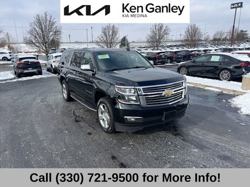 Used 2017 Chevrolet Suburban Premier image 6