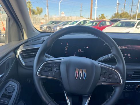 Used 2025 Buick Encore GX Preferred image 32