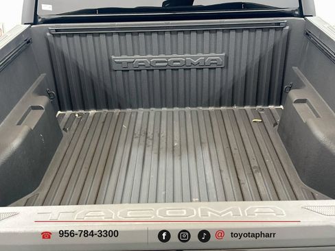 Used 2025 Toyota Tacoma TRD Off-Road AWD/4WD image 22