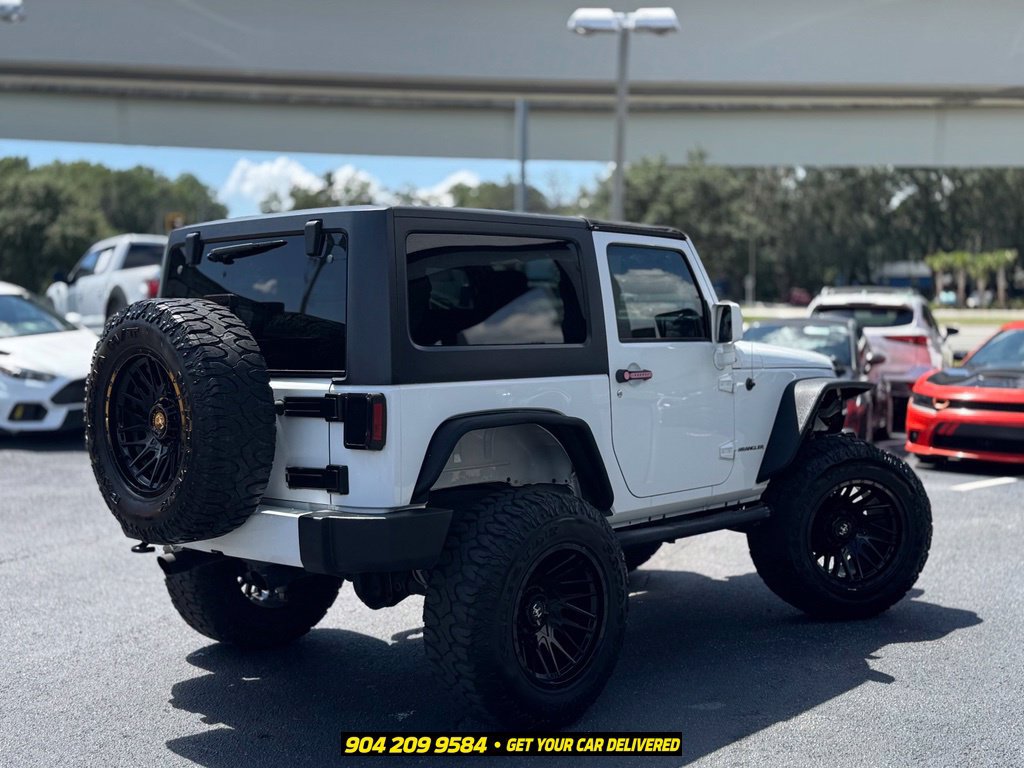 Used 2016 Jeep Wrangler Sahara w/ Connectivity Group AWD/4WD image 8