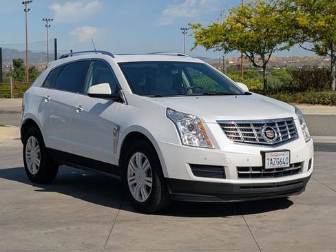 Used 2013 Cadillac SRX Luxury w/ Driver Awareness Package FWD image 3