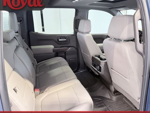 Used 2019 GMC Sierra 1500 SLT w/ SLT Premium Plus Package AWD/4WD image 17