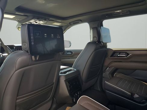 New 2026 GMC Yukon XL Denali Ultimate image 18