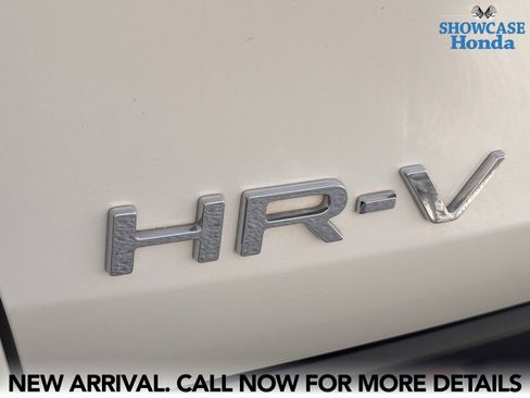 Used 2025 Honda HR-V Sport image 9