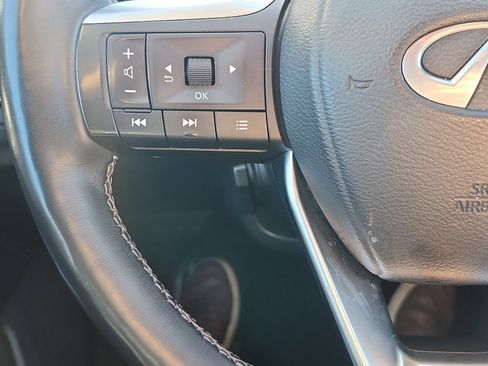 Used 2024 INFINITI QX60 Sensory image 15