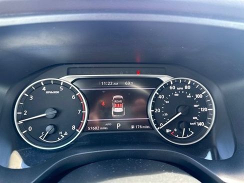 Used 2023 Nissan Rogue S AWD/4WD image 22