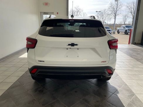 Used 2024 Chevrolet Trax RS w/ Driver Confidence Package image 6