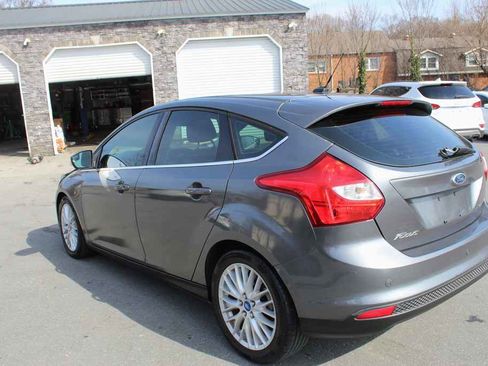 Used 2012 Ford Focus SEL image 9