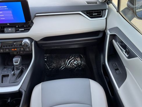 Certified 2025 Toyota RAV4 XLE Premium image 18