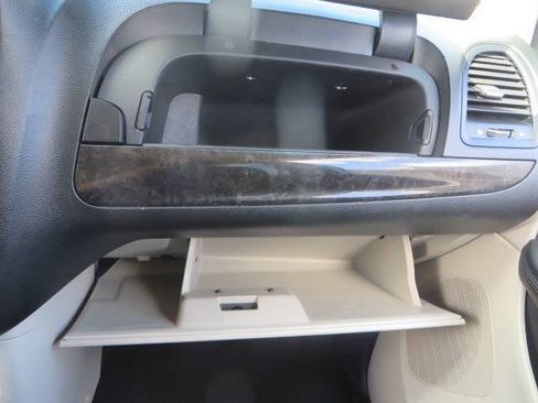 Used 2016 Dodge Grand Caravan SE w/ Quick Order Package 29E SE FWD image 45