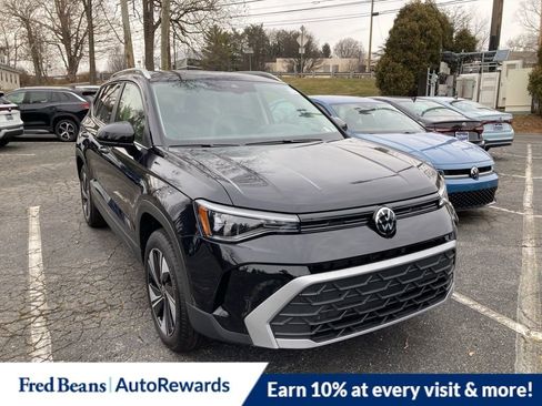 New 2026 Volkswagen Taos SE image 1