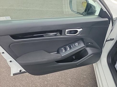 Used 2023 Honda Civic EX image 17