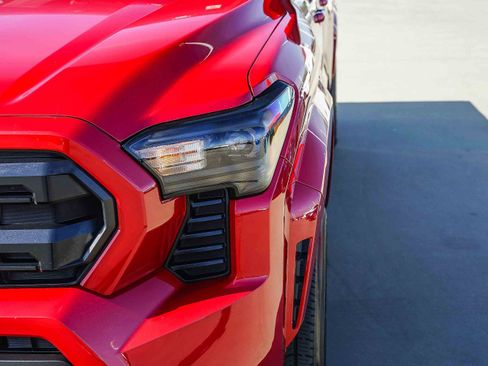 Certified 2024 Toyota Tacoma SR5 image 8