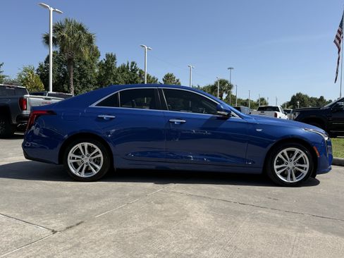 Used 2023 Cadillac CT4 Luxury RWD image 5
