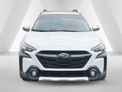 Used 2024 Subaru Outback Touring XT w/ Tech Package 3 AWD/4WD image 2