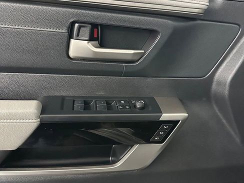 Used 2022 Toyota Tundra Limited image 9