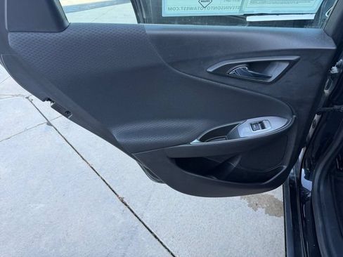 Used 2020 Chevrolet Malibu LT FWD image 15