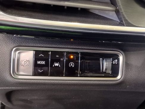 Used 2024 Buick Envision Preferred AWD/4WD image 29