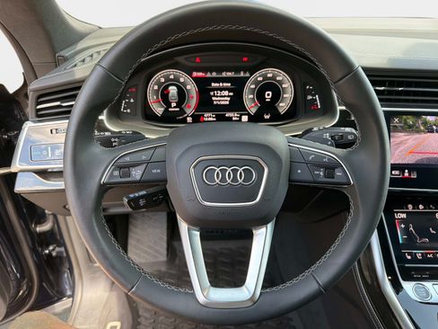 Used 2025 Audi Q8 Prestige AWD/4WD image 25
