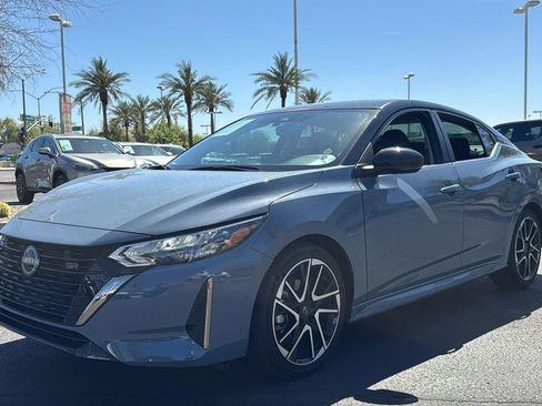 Used 2024 Nissan Sentra SR image 3