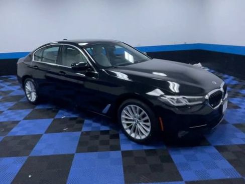 Used 2021 BMW 540i xDrive w/ Premium Package AWD/4WD image 2
