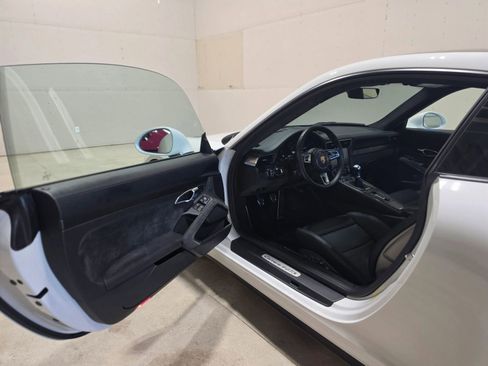 Used 2019 Porsche 911 Carrera 4 GTS image 72