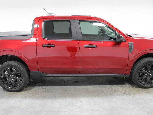 Used 2025 Ford Maverick XLT w/ XLT Luxury Package AWD/4WD image 11