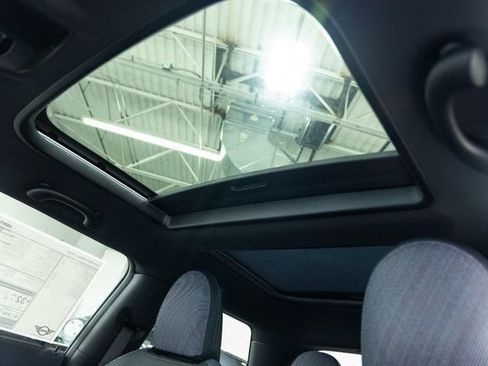 Used 2026 MINI Cooper 2-Door Hardtop FWD image 12