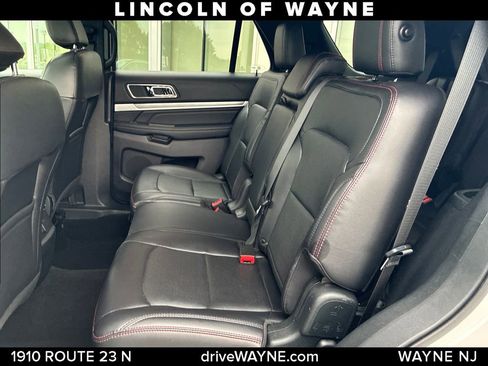Used 2019 Ford Explorer Sport w/ Ford Safe & Smart Package AWD/4WD image 22