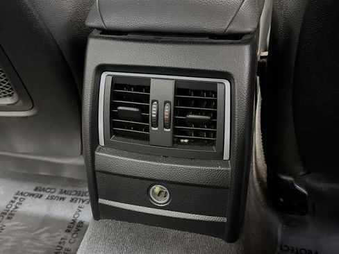 Used 2017 BMW 330i Sedan image 17