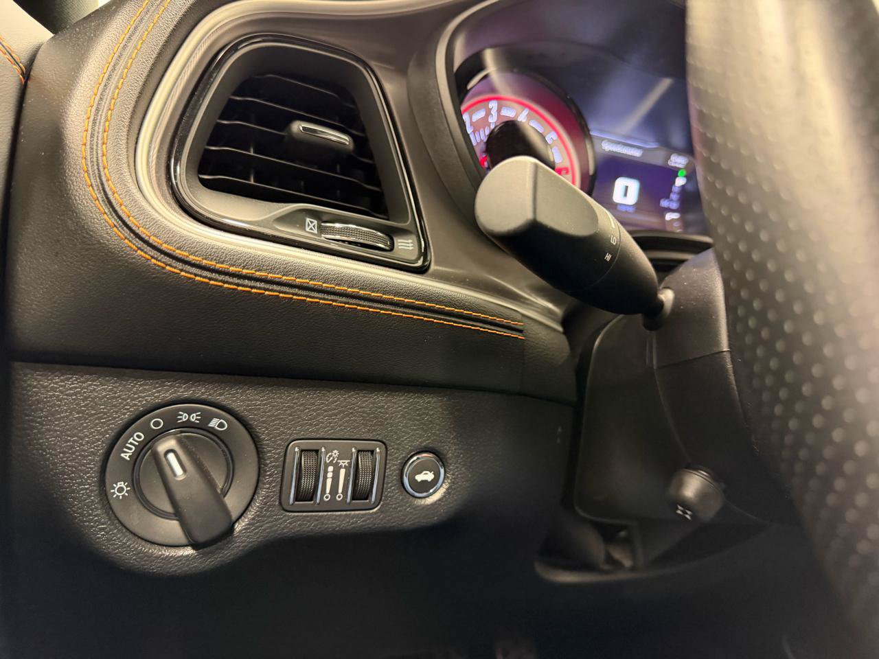 Used 2022 Dodge Challenger R/T Scat Pack RWD image 23