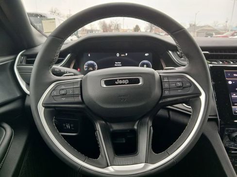 New 2025 Jeep Grand Cherokee L Laredo AWD/4WD image 21