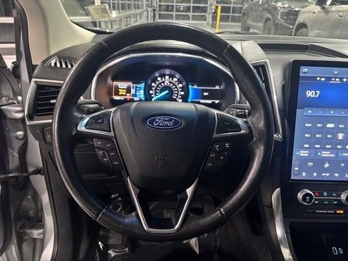 Used 2021 Ford Edge Titanium AWD/4WD image 16